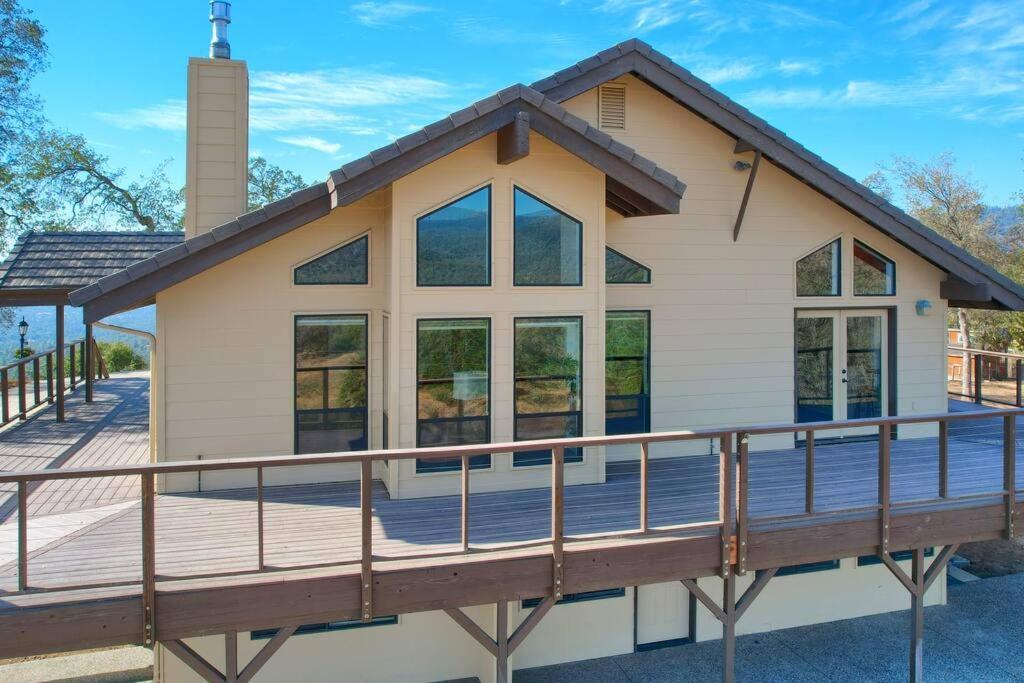 New! Yosemite Mountain Villa, Stunning Views -More オークハースト エクステリア 写真
