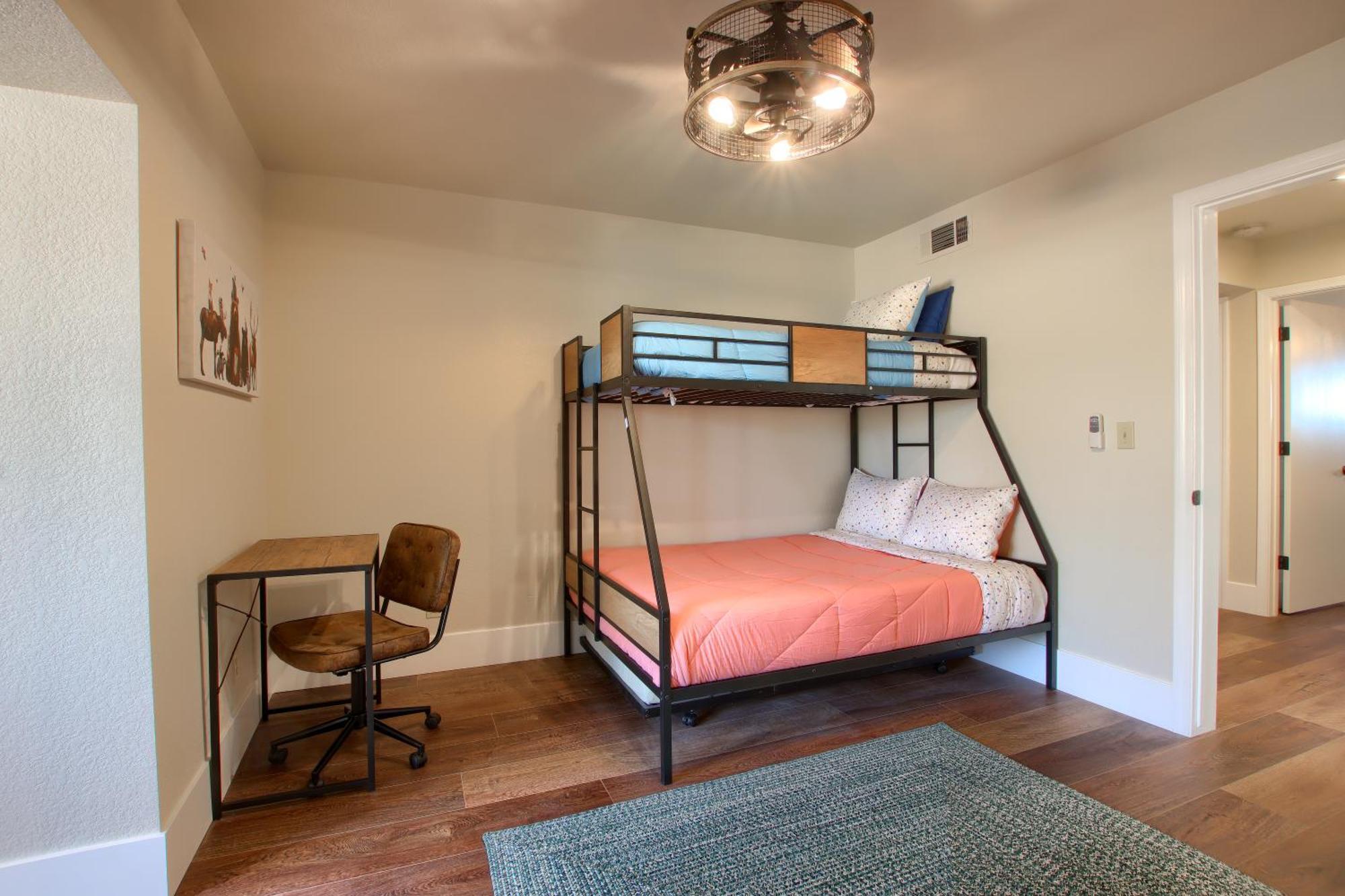 New! Yosemite Mountain Villa, Stunning Views -More オークハースト エクステリア 写真