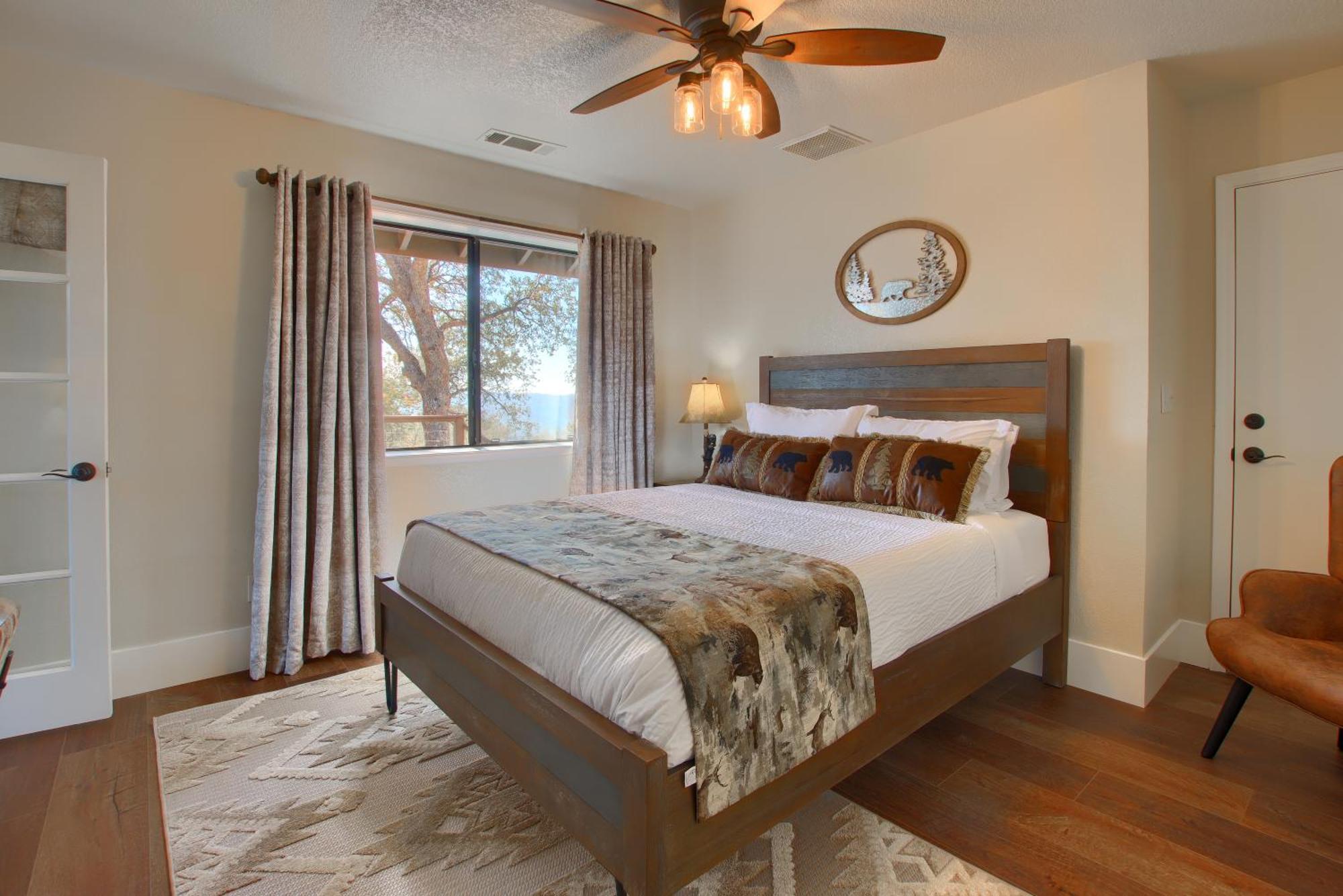 New! Yosemite Mountain Villa, Stunning Views -More オークハースト エクステリア 写真