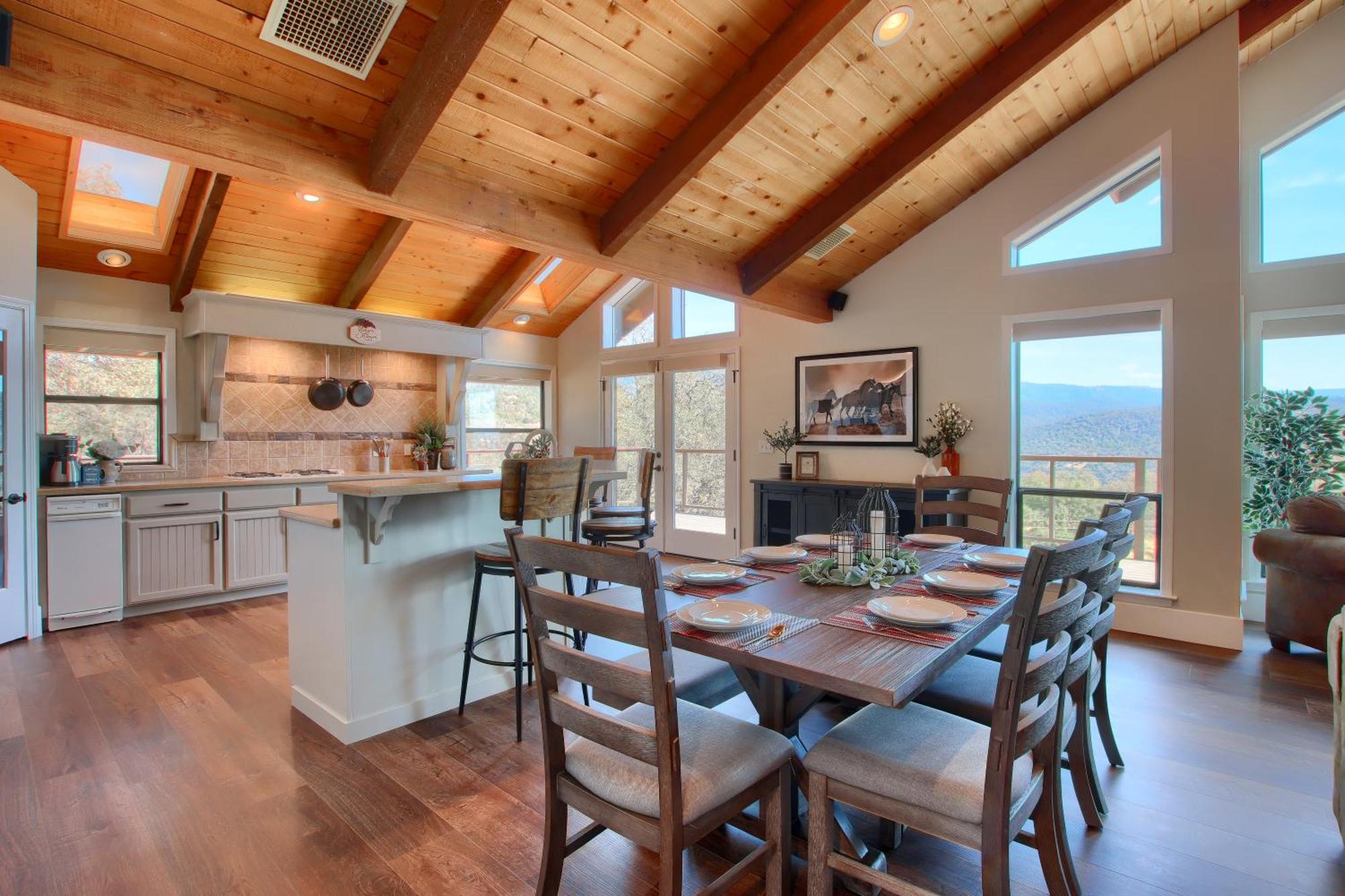 New! Yosemite Mountain Villa, Stunning Views -More オークハースト エクステリア 写真